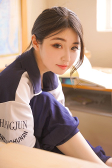 亚洲精品久久久久久中女字幕